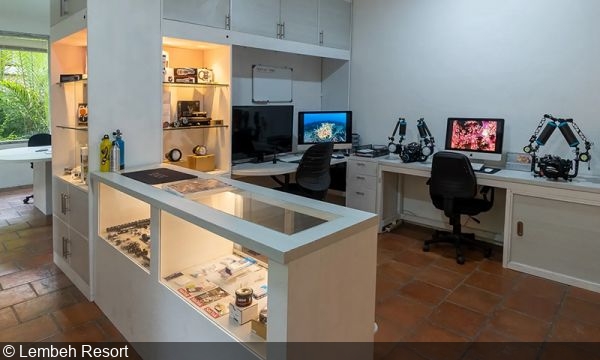 Job Opening for Photo Center Manager at Lembeh Resort